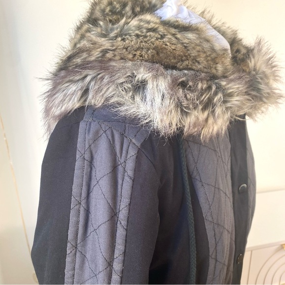 French Connection FC Jeans Faux-Fur Hood Quilted Parka Coat Black/Charcoal, US 6 - Picture 11 of 11